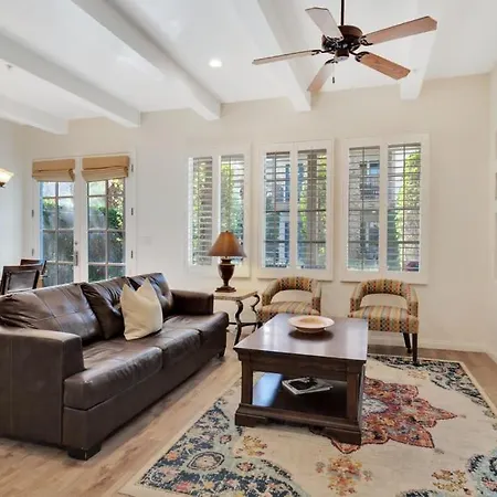 Prime Location Main Pool Ground Floor 3Br Villa